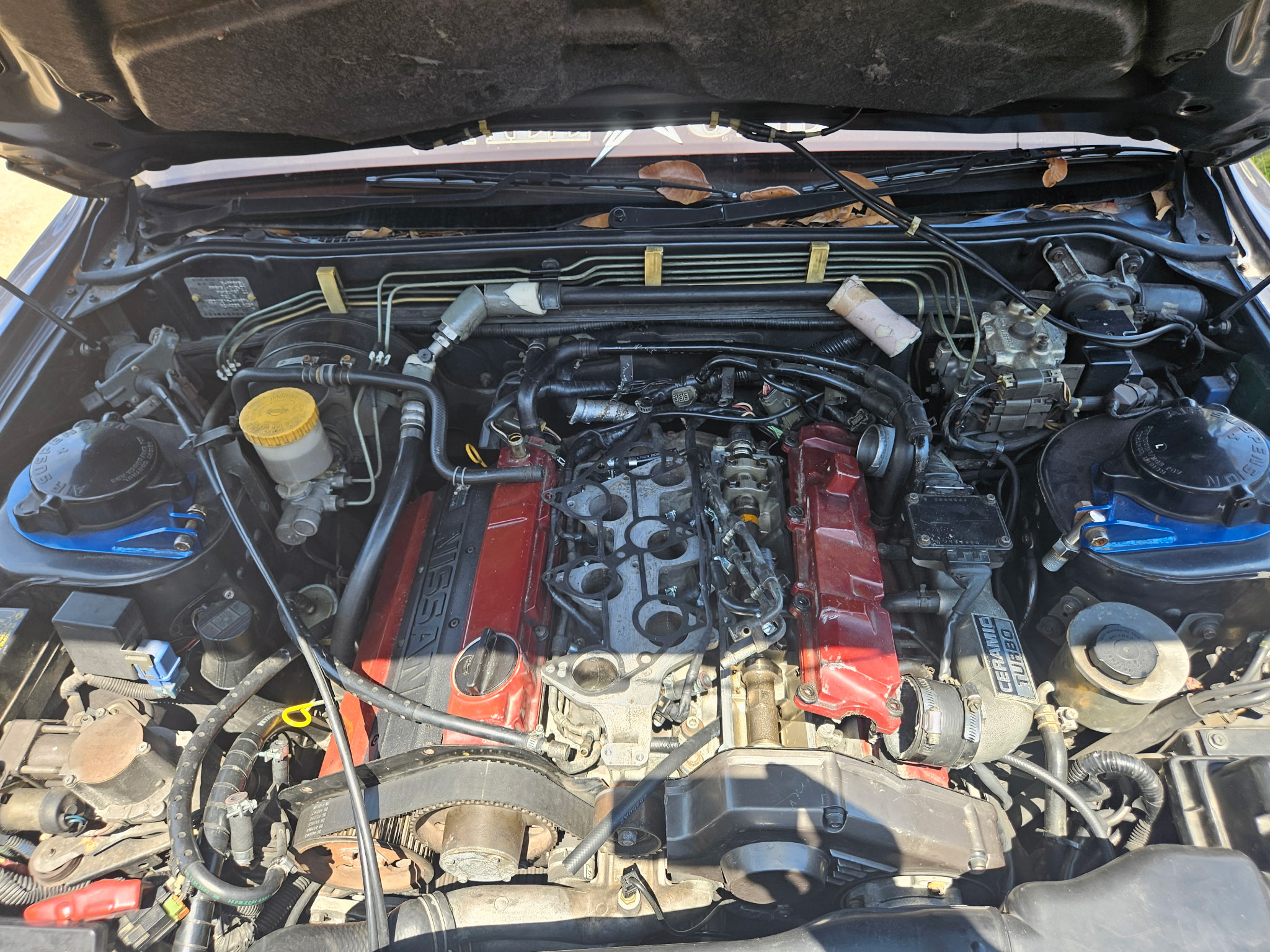 1989 Nissan Cedric Right-Hand Drive Fuel Injector Housings and Fuel Rails thumbnail